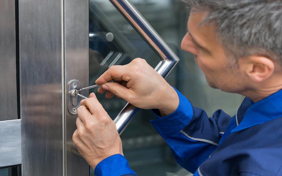 haut professionnalisme serrurier prix changement serrure Aulnay-sous-Bois